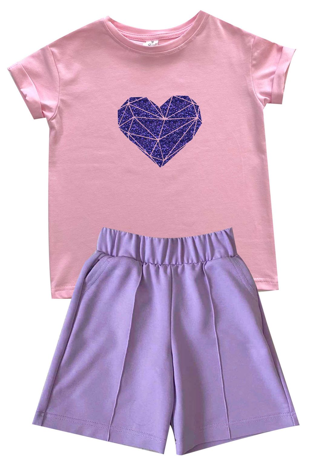 Комплект футболка и шорты "Сердце" от магазина Спиногрыз