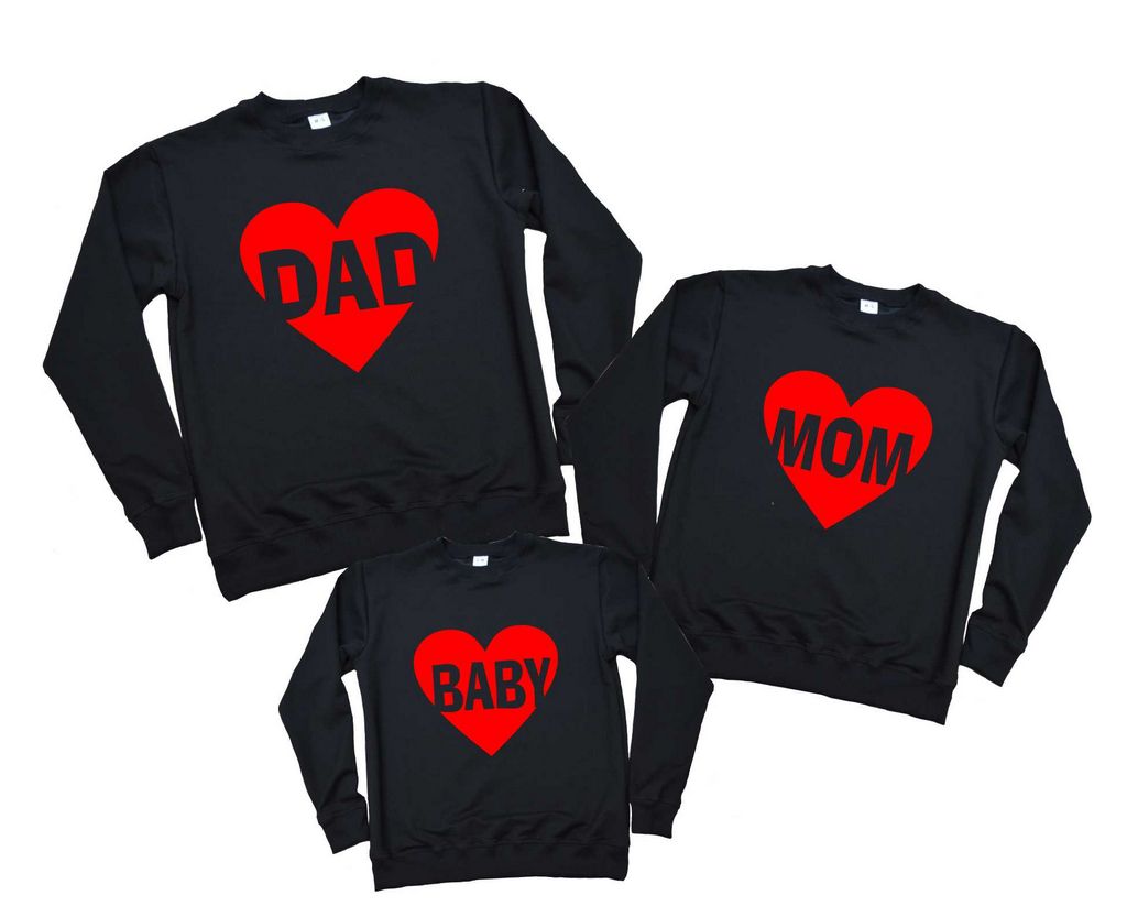 Комплект семейных свитшотов "Dad Mom baby в сердцах" от магазина Спиногрыз