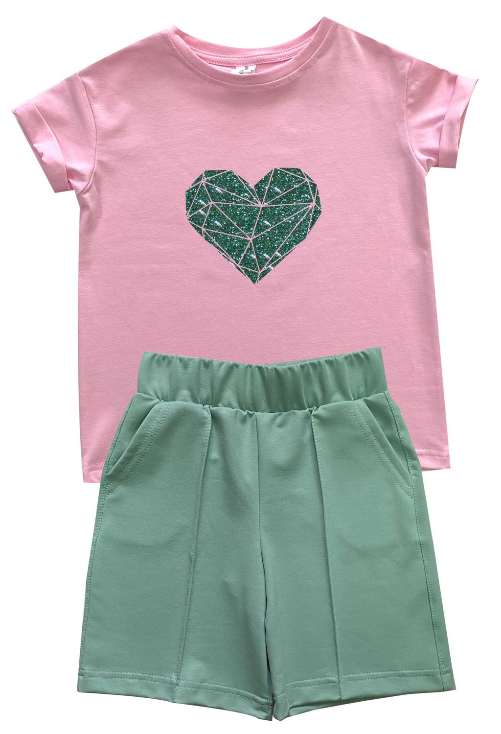 Комплект футболка и шорты "Сердце" от магазина Спиногрыз